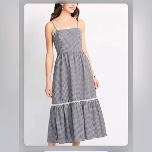 Dizzy Lizzy Tiered Midi Dress